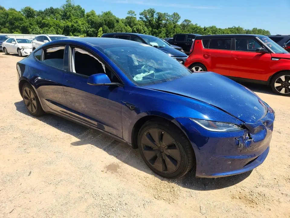 2024 TESLA MODEL 3   