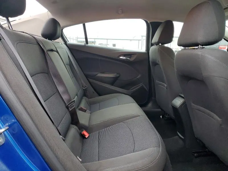 2016 CHEVROLET CRUZE LT  