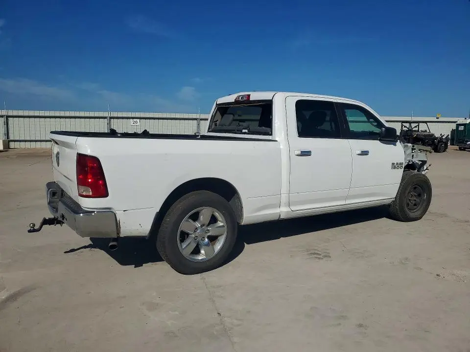2017 RAM 1500 SLT  