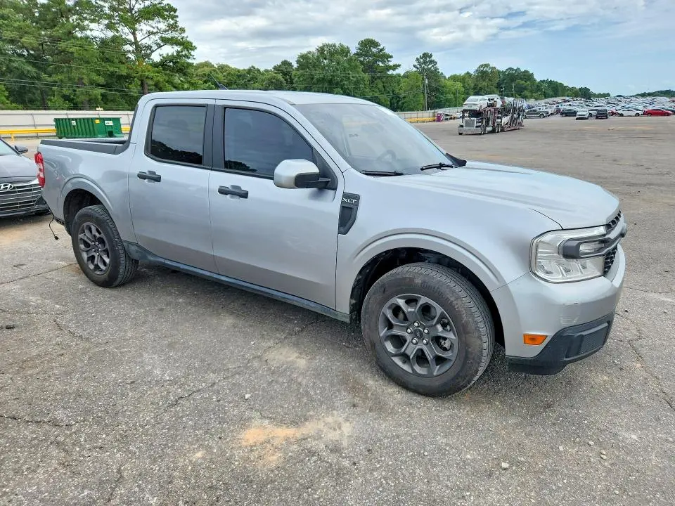 2022 FORD MAVERICK XL  