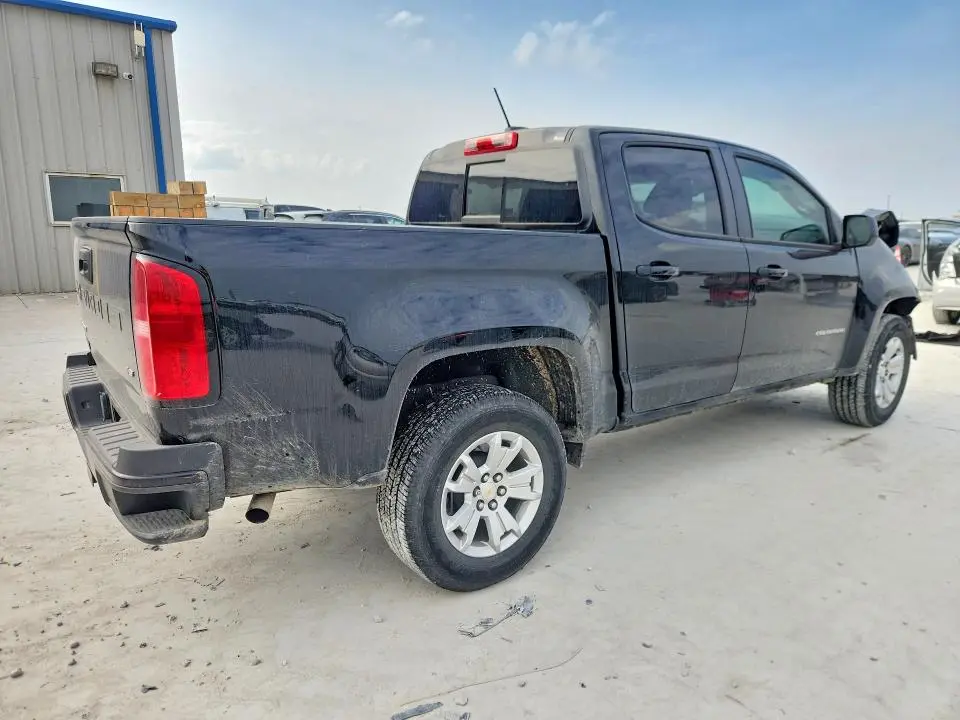 2022 CHEVROLET COLORADO LT  