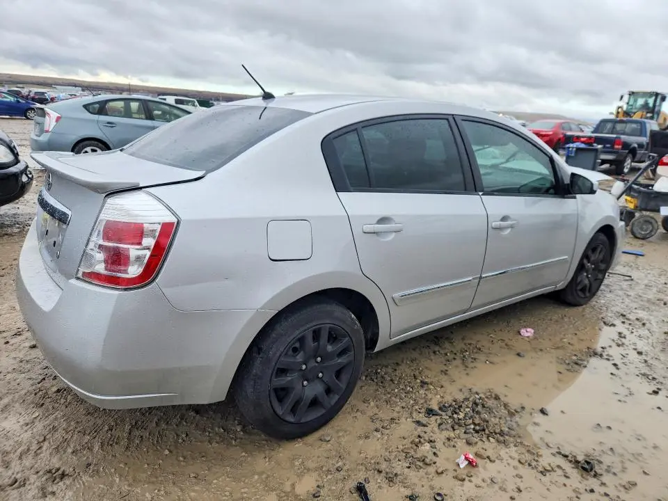2012 NISSAN SENTRA 2.0  