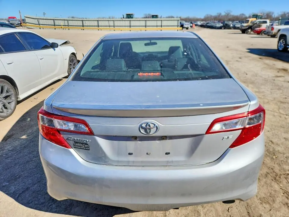 2014 TOYOTA CAMRY L  