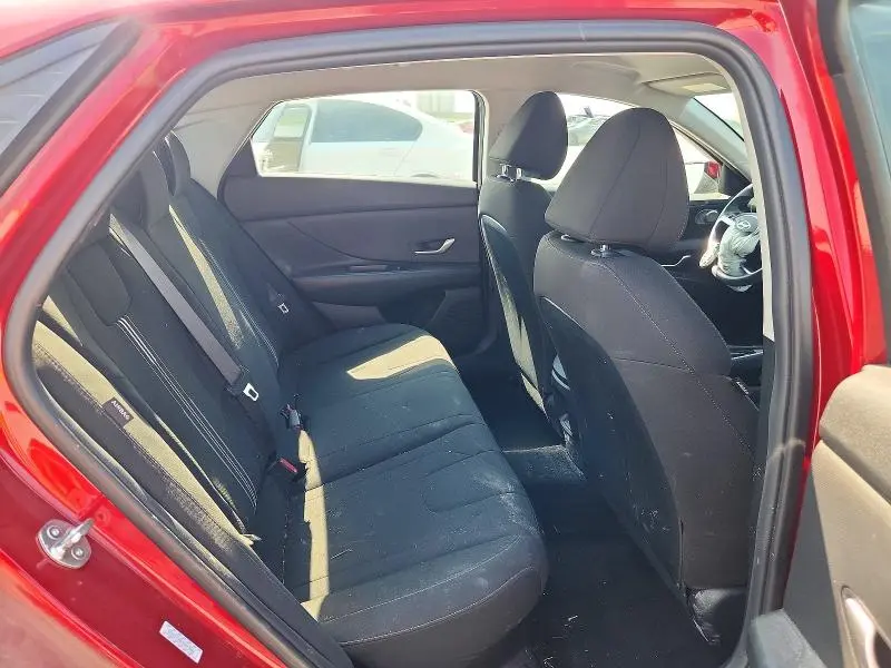 2024 HYUNDAI ELANTRA BLUE  