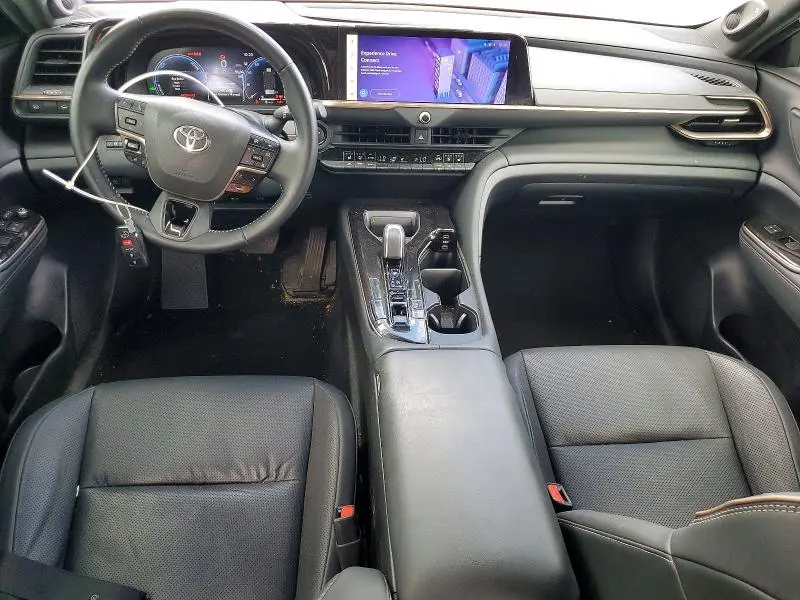 2024 TOYOTA CROWN LIMITED  