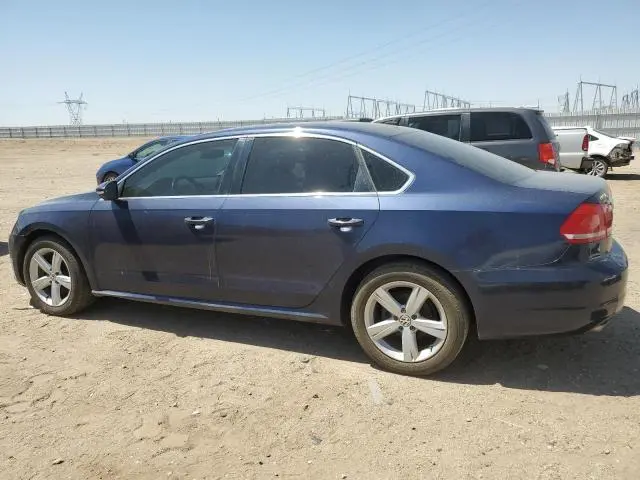 2012 VOLKSWAGEN PASSAT SE  