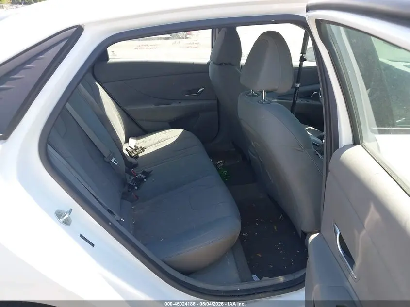 2021 HYUNDAI ELANTRA SE