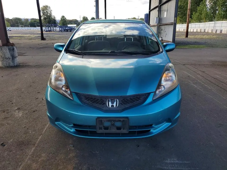 2012 HONDA FIT   