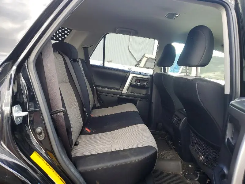 2019 TOYOTA 4RUNNER SR5  