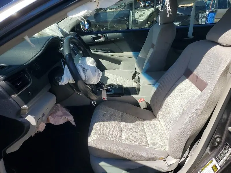 2013 TOYOTA CAMRY LE  