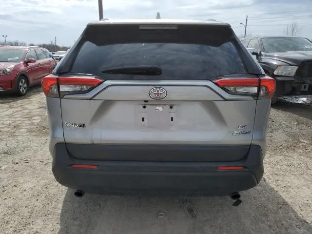 2020 TOYOTA RAV4 LE  