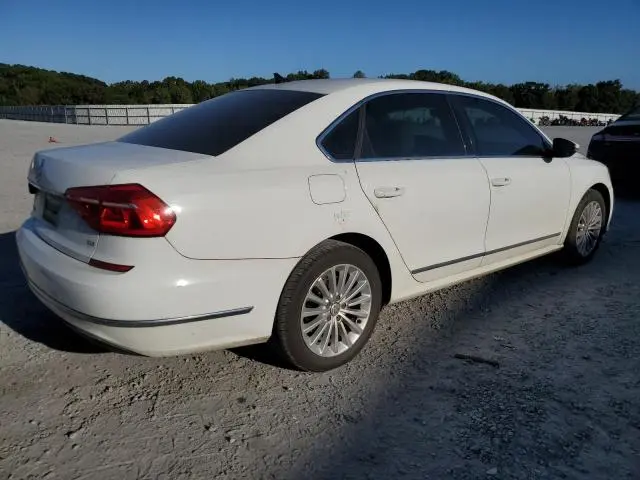 2016 VOLKSWAGEN PASSAT SE