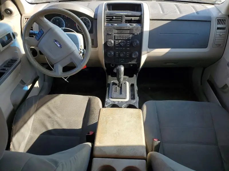 2011 FORD ESCAPE XLS  