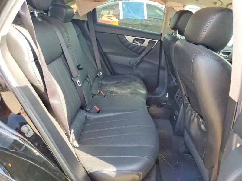 2017 INFINITI QX70 BASE  