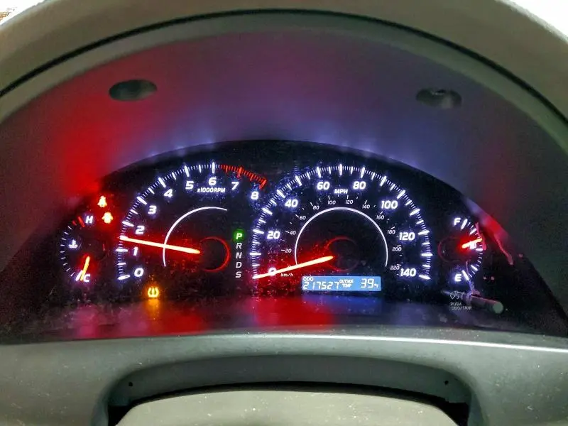 2010 TOYOTA CAMRY BASE  