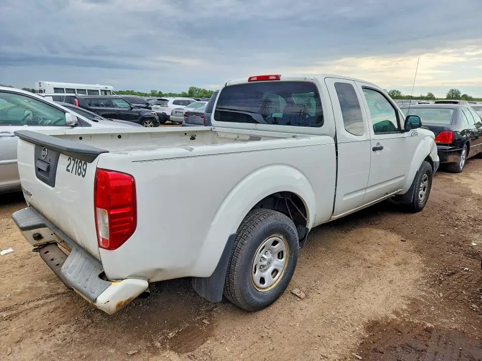 2018 NISSAN FRONTIER S  