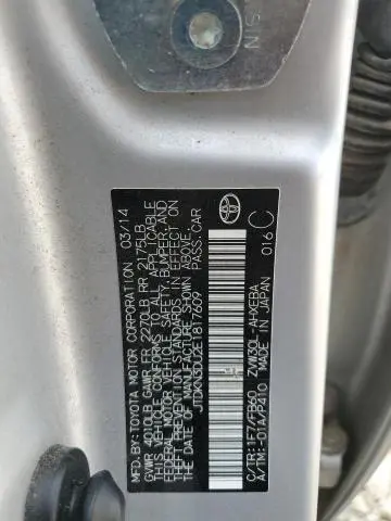 2014 TOYOTA PRIUS   