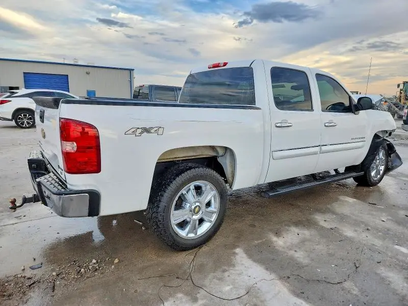 2012 CHEVROLET SILVERADO K1500 LT  