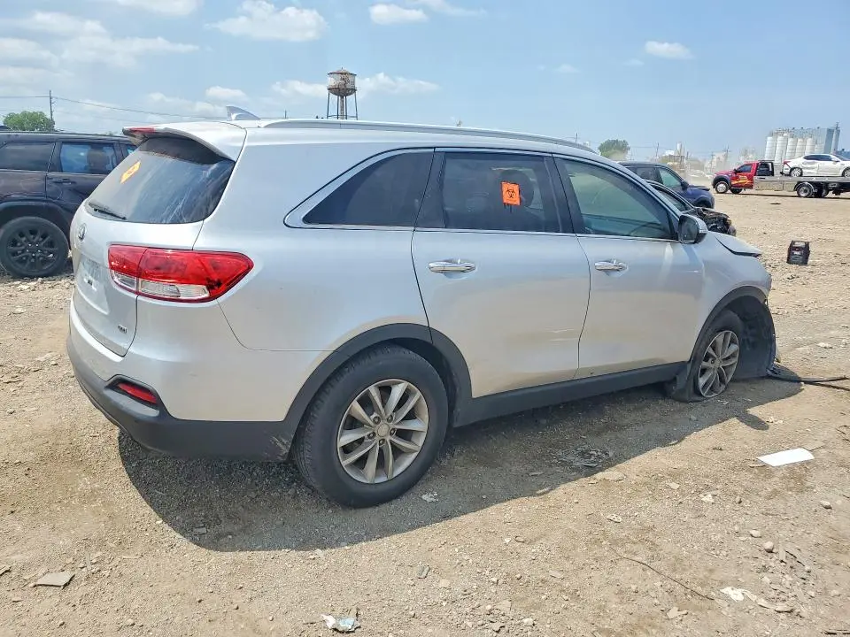 2018 KIA SORENTO LX  