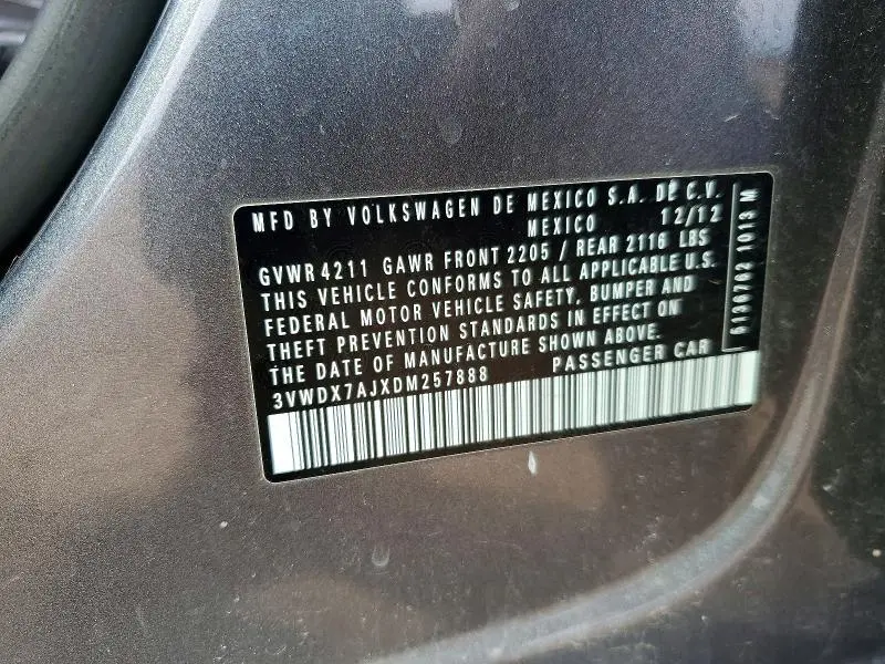 2013 VOLKSWAGEN JETTA SE  