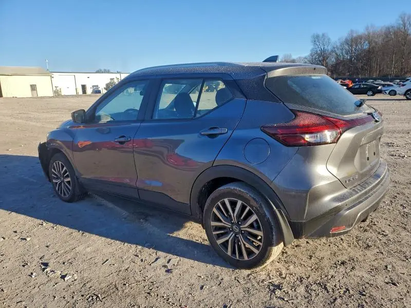 2021 NISSAN KICKS SV  