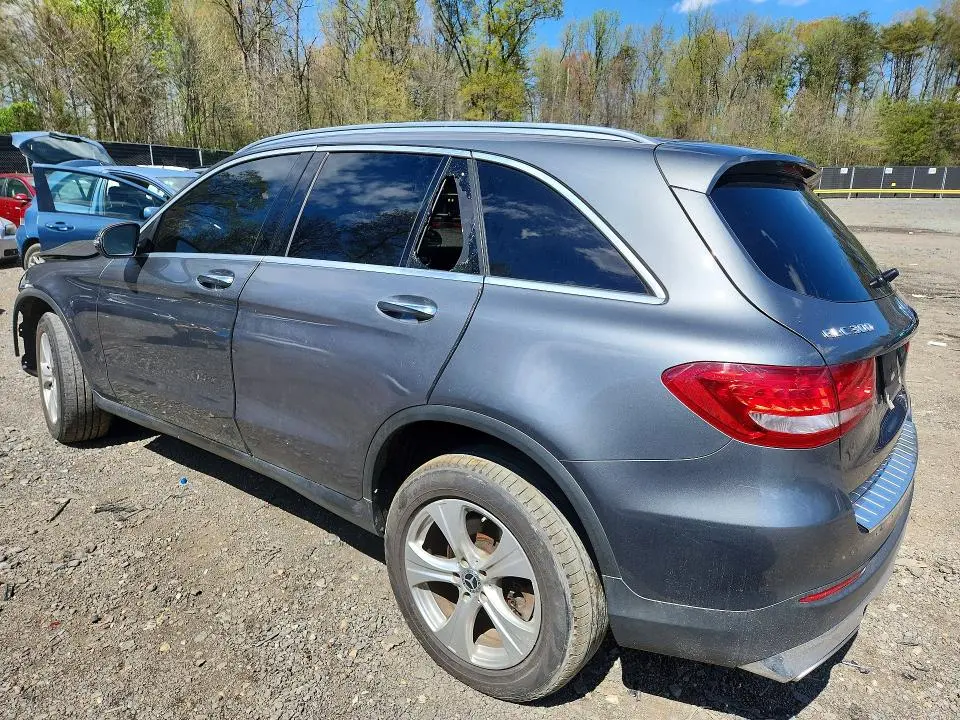 2018 MERCEDES-BENZ GLC 300 4MATIC  