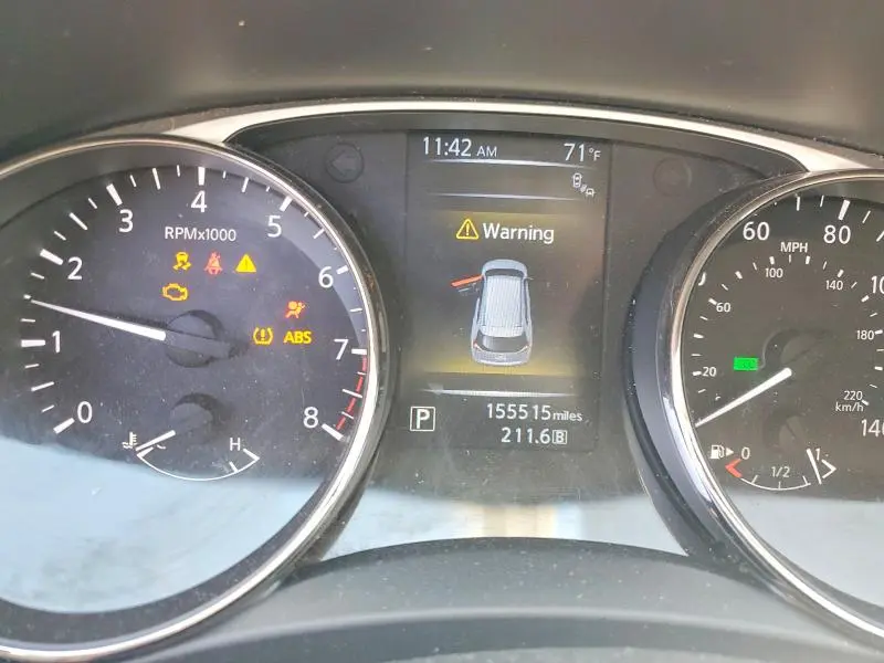 2015 NISSAN ROGUE SV  