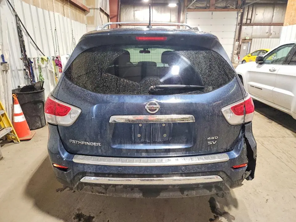 2014 NISSAN PATHFINDER SV  