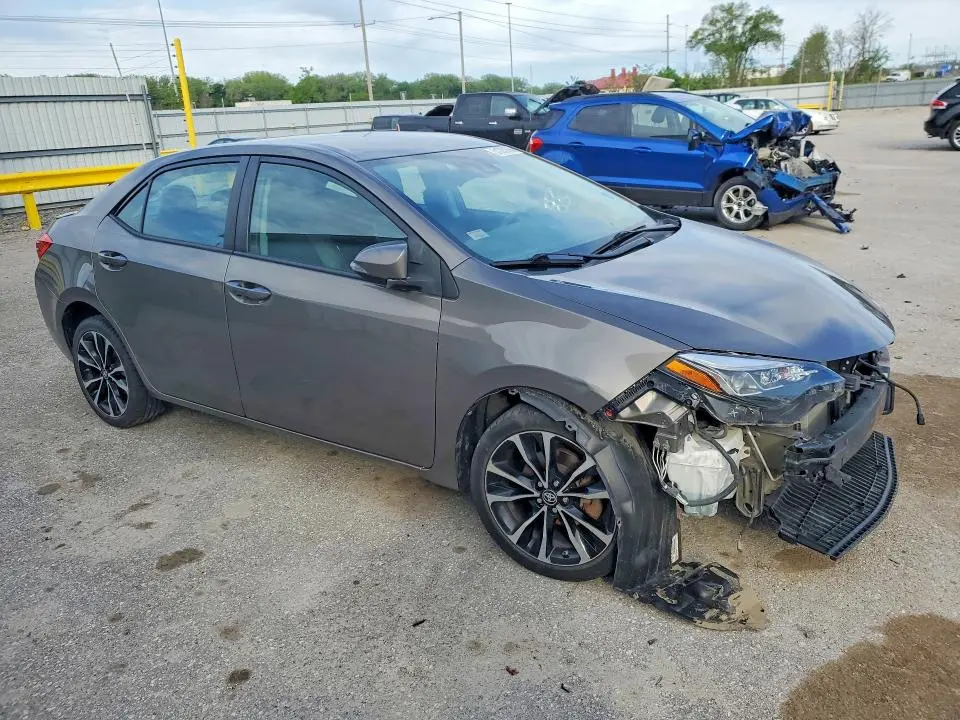 2018 TOYOTA COROLLA SE  