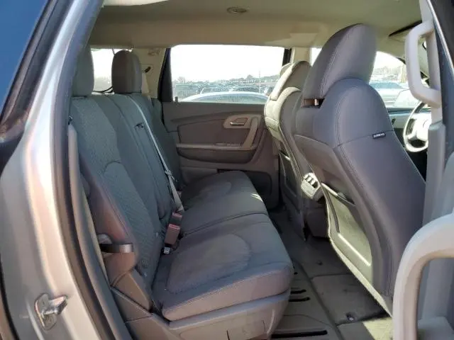 2012 CHEVROLET TRAVERSE LS  
