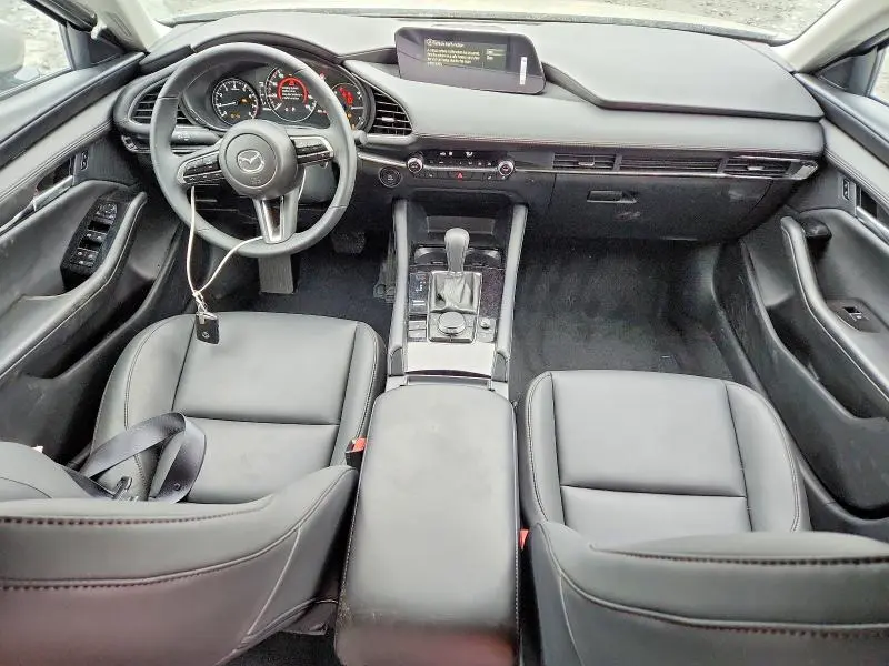 2025 MAZDA 3 PREFERRED  
