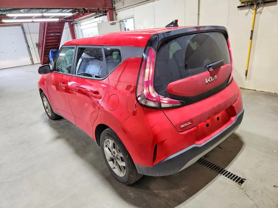 2025 KIA SOUL LX  
