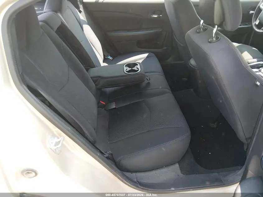 2014 CHRYSLER 200 TOURING