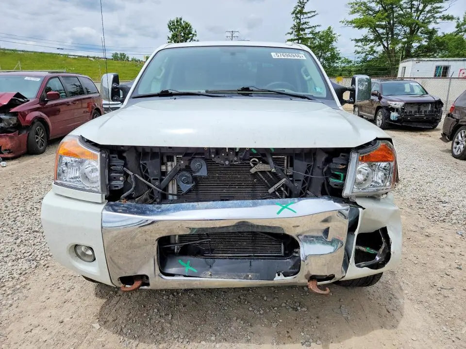 2012 NISSAN TITAN SV  