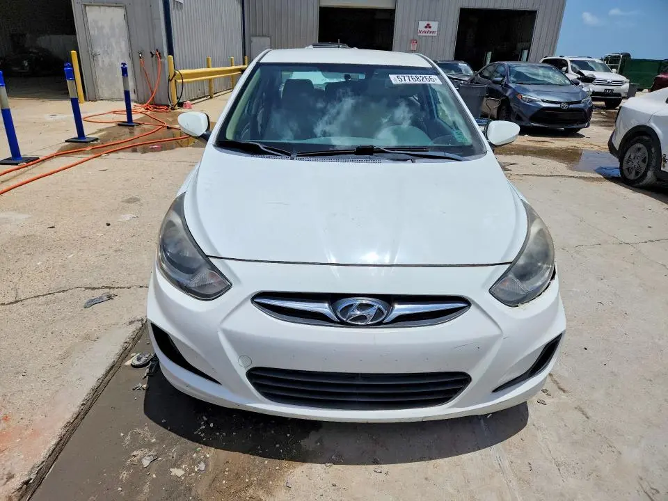 2013 HYUNDAI ACCENT GLS  