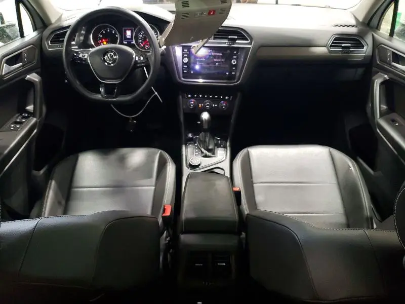 2021 VOLKSWAGEN TIGUAN SE  