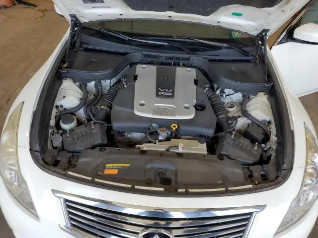 2013 INFINITI G37   