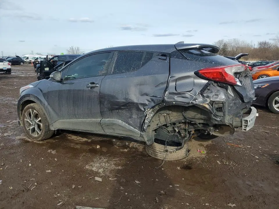 2018 TOYOTA C-HR XLE  