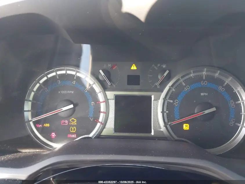 2018 TOYOTA 4RUNNER SR5