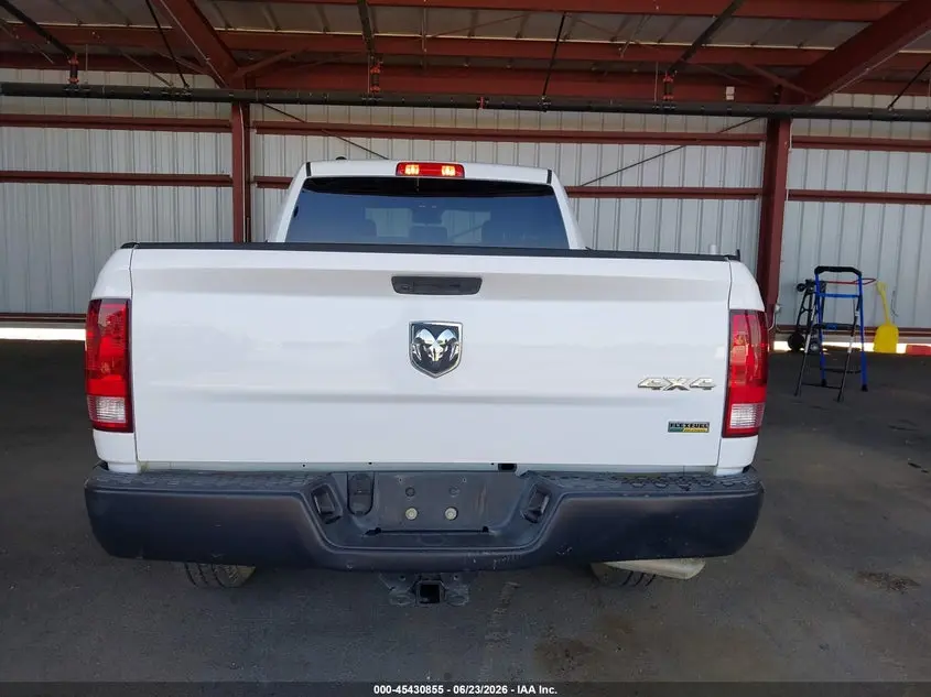 2019 RAM 1500 CLASSIC TRADESMAN  4X4 6'4 BOX