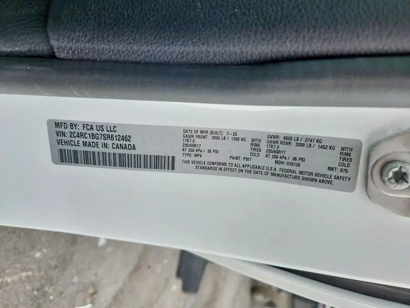 2025 CHRYSLER PACIFICA SELECT  