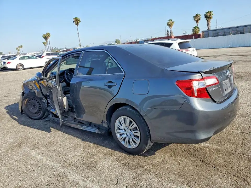 2012 TOYOTA CAMRY LE  