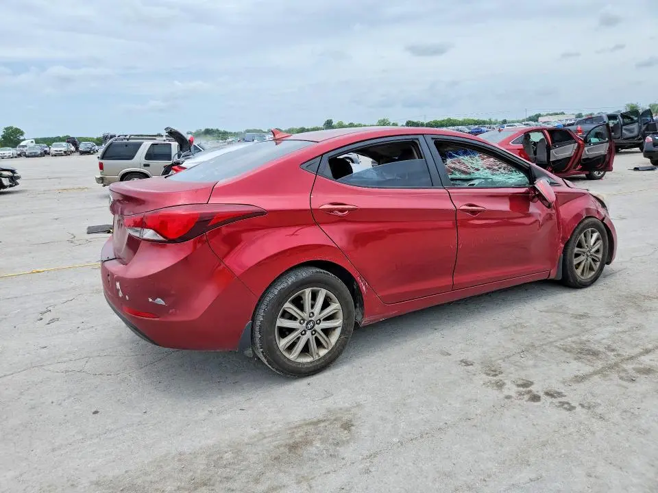 2014 HYUNDAI ELANTRA SE  