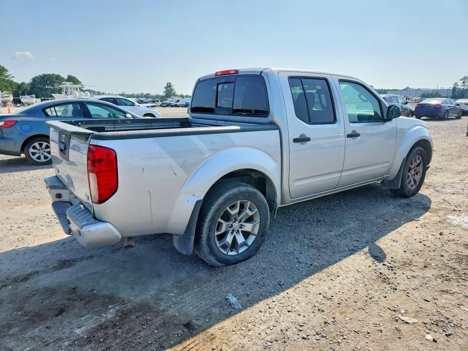2020 NISSAN FRONTIER SV  