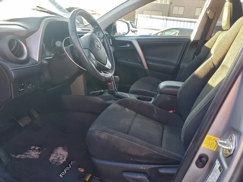 2017 TOYOTA RAV4 XLE  