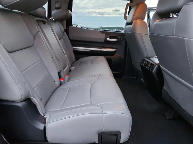 2014 TOYOTA TUNDRA CREWMAX LIMITED  