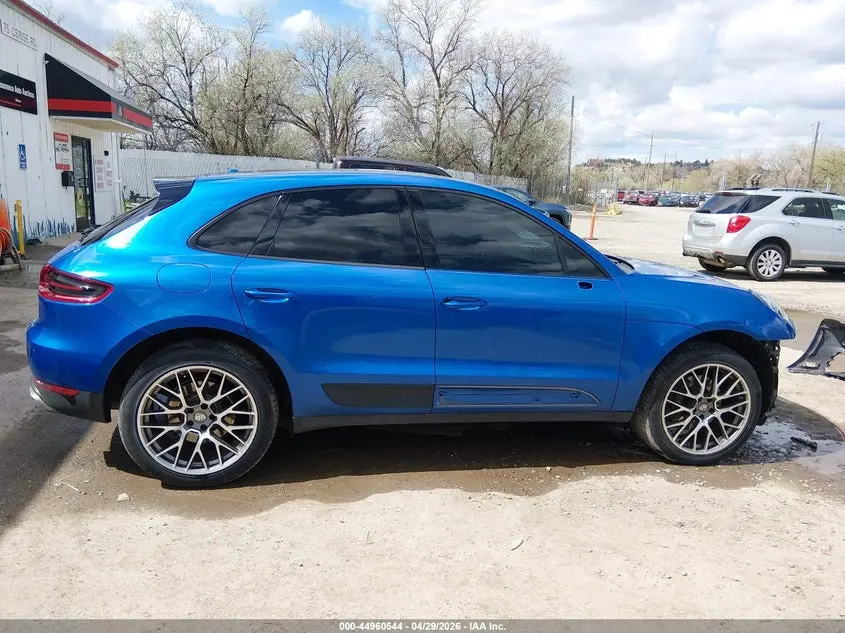 2018 PORSCHE MACAN  