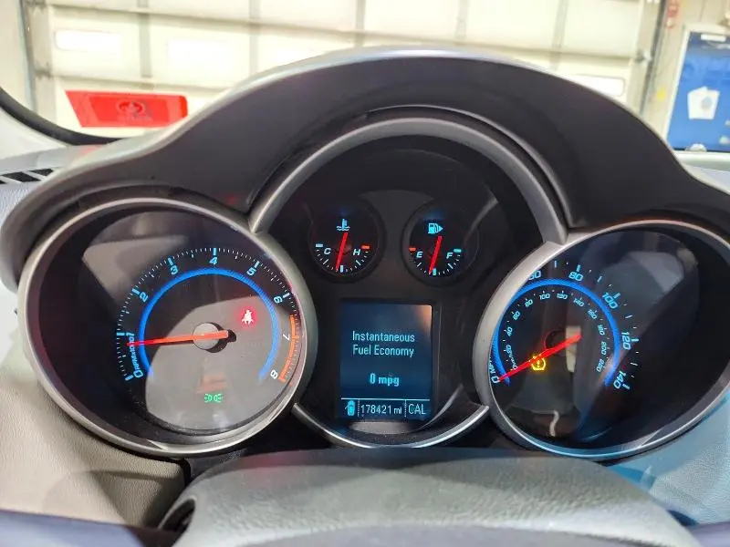 2012 CHEVROLET CRUZE LS  
