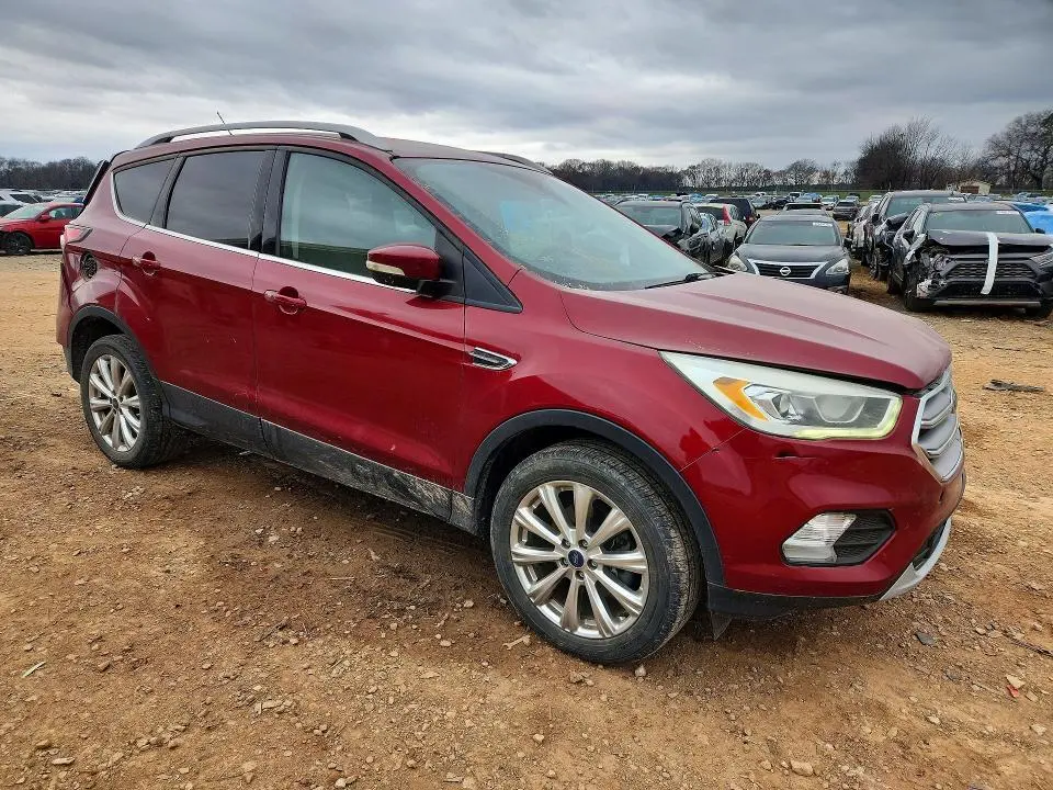 2017 FORD ESCAPE TITANIUM  