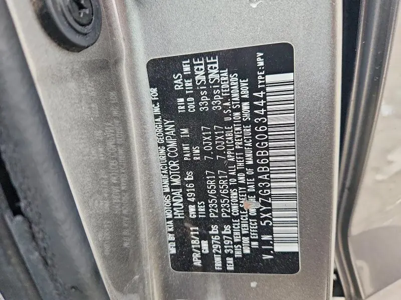 2011 HYUNDAI SANTA FE GLS  